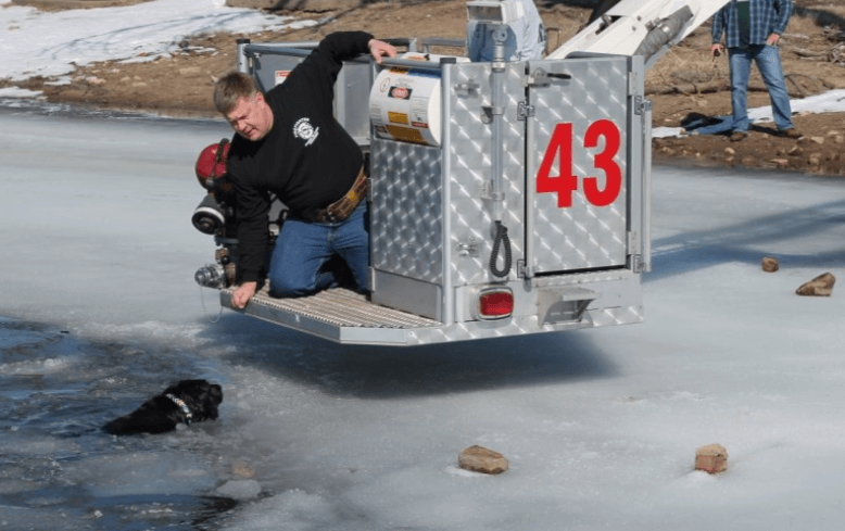 Firefighters on training exercise saved dog who fell through the ice